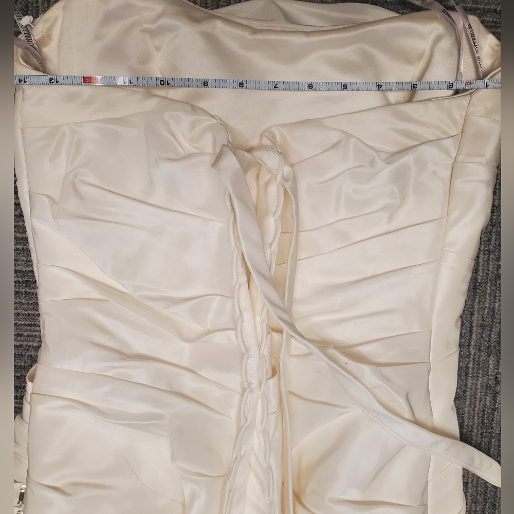 Maggie Sottero Wedding Dress sz 10 - Picture 15 of 16